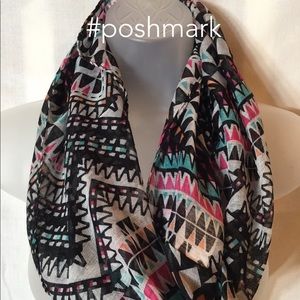 NWOT Infinity Scarf